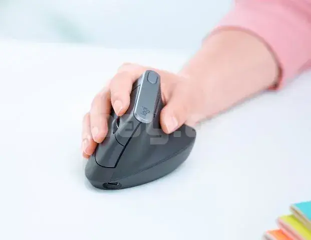 Logitech MX Vertical Advanced Erqonomik Simsiz Siçan 2