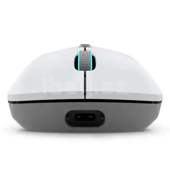 Lenovo Legion M600 Wireless Stingray Edition Gaming Mouse 3