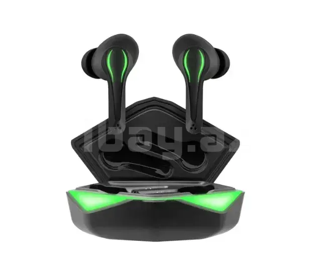 Игровая TWS-гарнитура Defender CyberDots 220 (Черная)