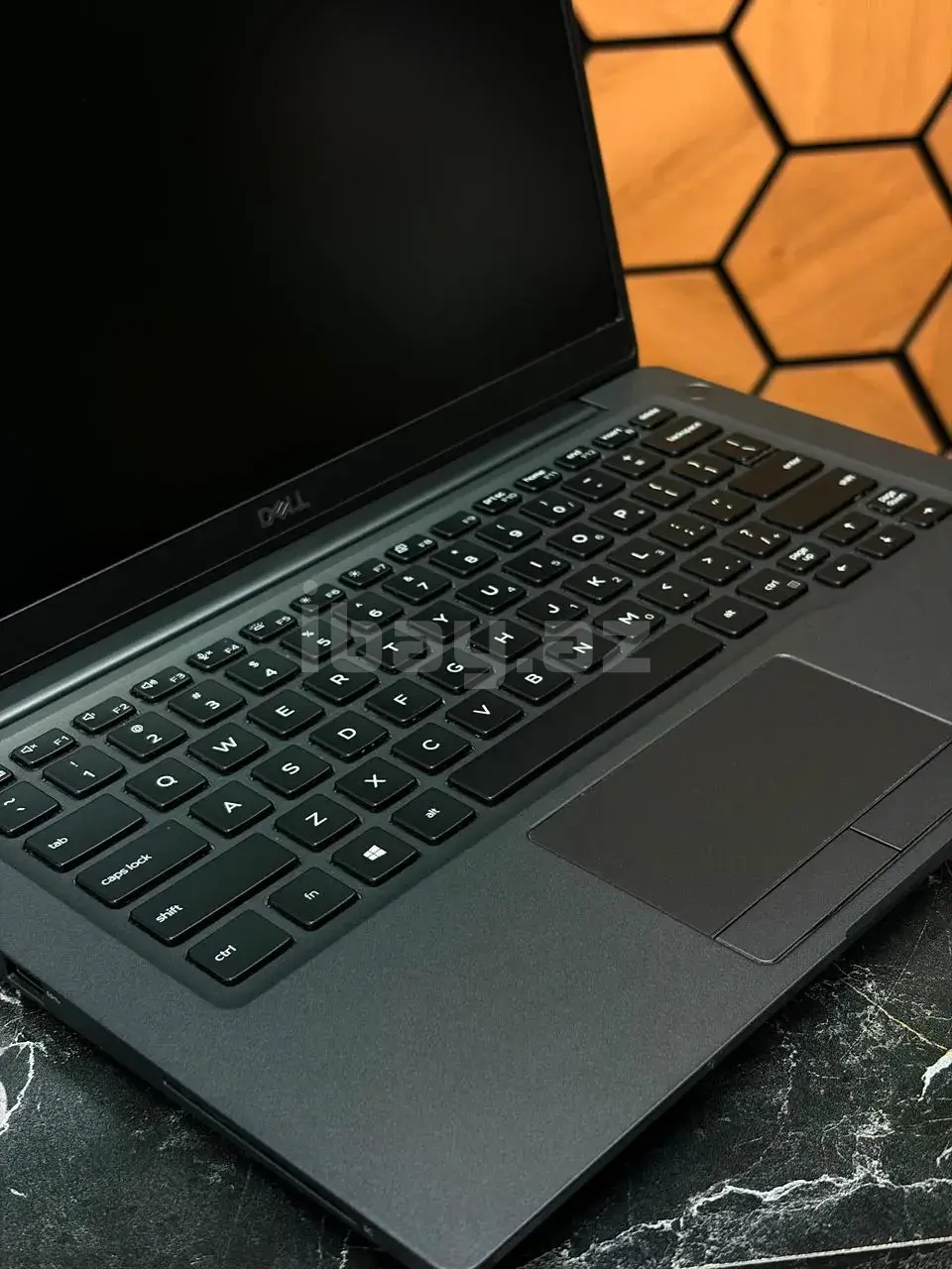 Dell Latitude 7400 Ноутбук 2