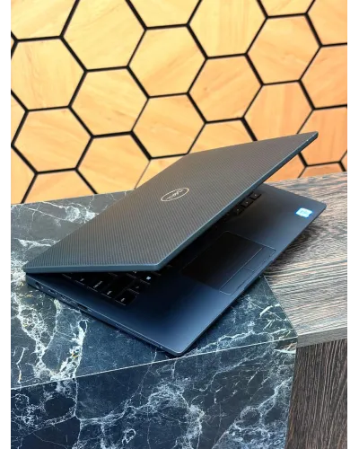 Dell Latitude 7400 Noutbuk