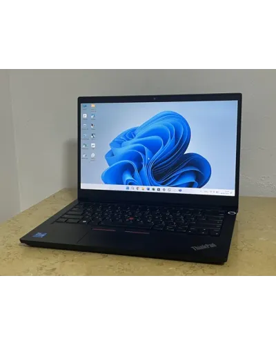 Lenovo ThinkPad E14 Core i5 11-ci Nəsil 8GB 256GB SSD Noutbuk