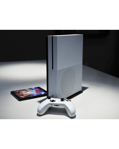Microsoft Xbox One S Oyun Konsolu | 4K Blu-ray, HDR, Wi-Fi