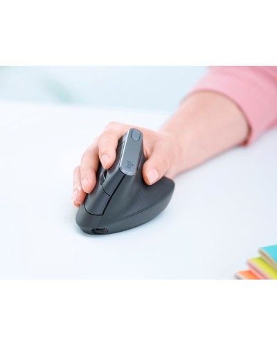 LOGITECH MX Vertical Advanced Ergonomic Mouse - GRAPHITE - 2.4GHz/BT - EMEA