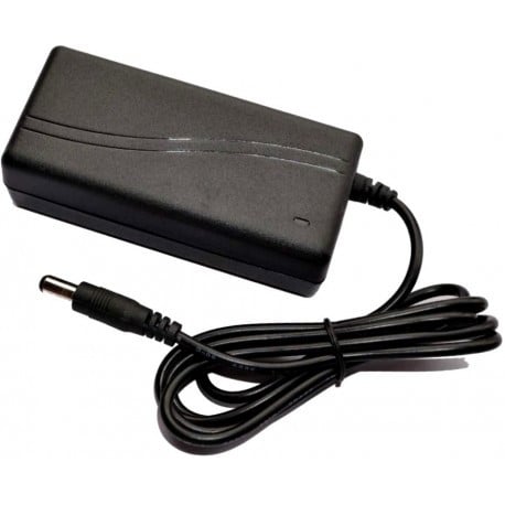 Enerji toplama cihazı 12V 5A qara