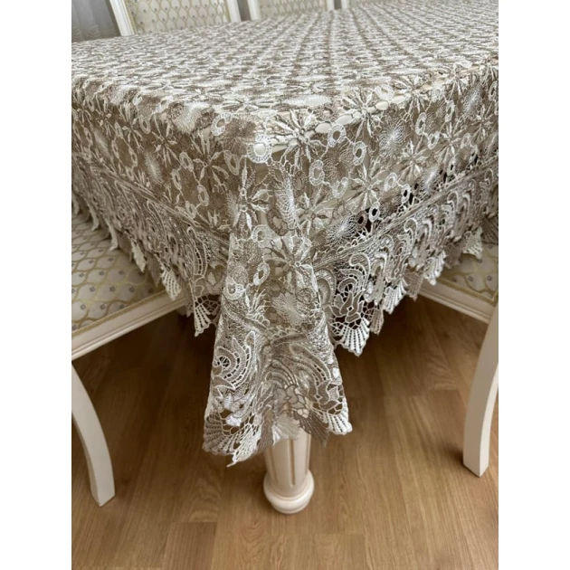 Скатерть с узором Скатерть с узором