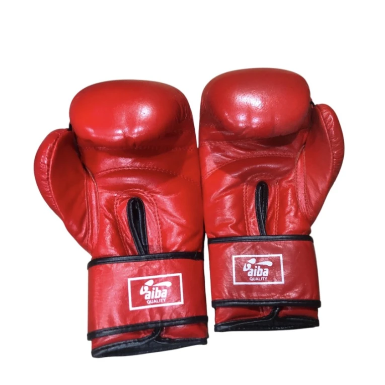 Boks üçün 12oz ölçülü təbii dəri qırmızı boks əlcəyi