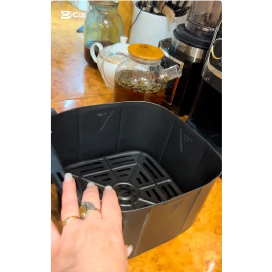 Аэрофритюрница Orvica ORM-8825 Black