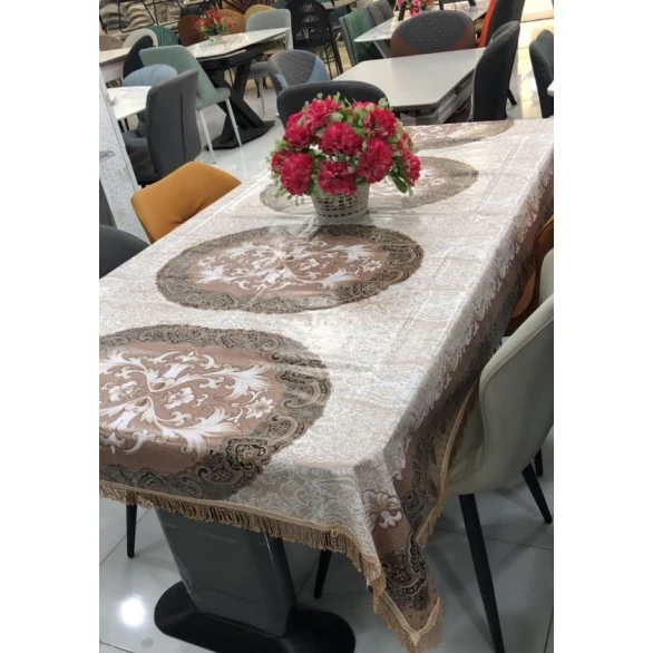 Скатерть MiraNova LQ-141, 160x210 см Скатерть MiraNova LQ-141, 160x210 см