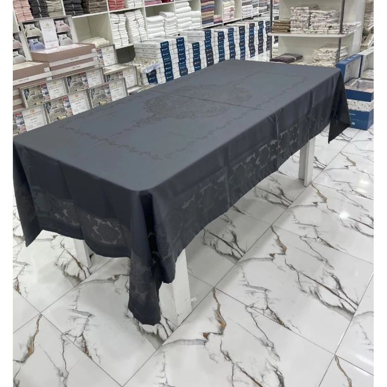 Скатерть MiraNova FS-679, тефлоновая, серая, 160x300 см Скатерть MiraNova FS-679, тефлоновая, серая, 160x300 см