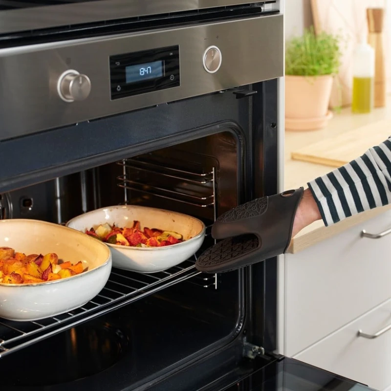 Рукавица для кухни IKEA Sandviva, силикон, 20 см, темно-серая Рукавица для кухни IKEA Sandviva, силикон, 20 см, темно-серая