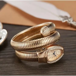 Hədiyyə dəsti EA0059 (Qadın qol saatı Cussi Snake + Suvenir Bitcoin)