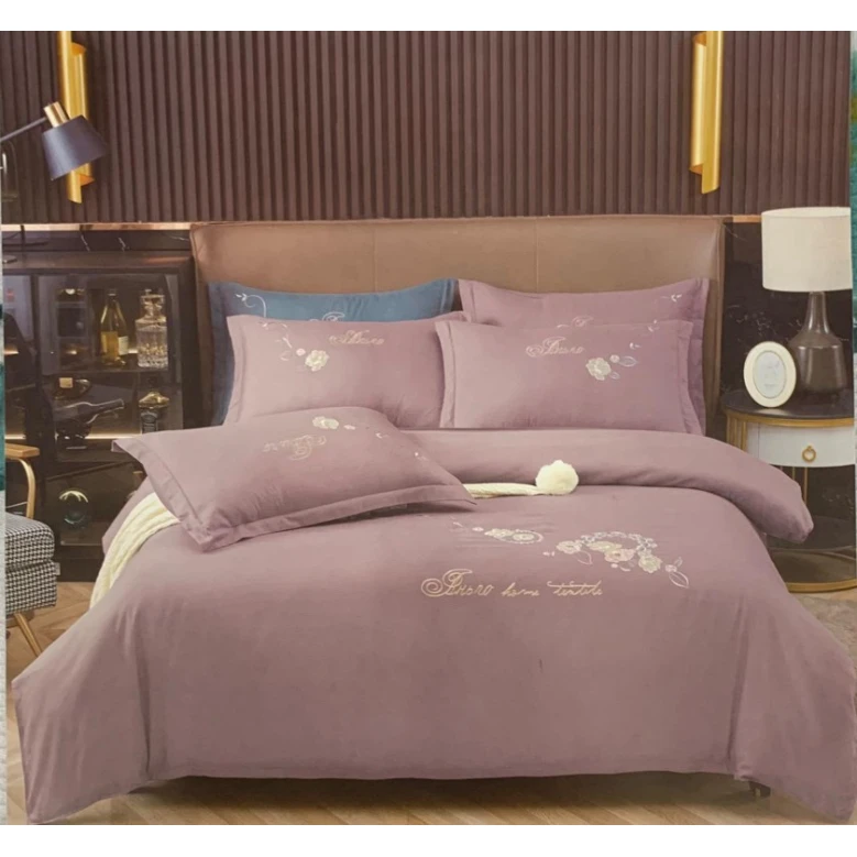 Комплект постельного белья MiraNova CTS-692, простыня 220х240 см, пододеяльник 200х220 см, наволочки 50х70 см, двуспальный евро, розовый