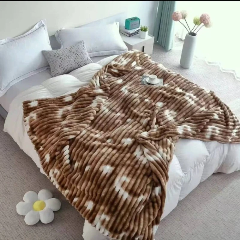 Плед-покрывало MiraNova CTS-635, велюр, белый/коричневый, 160х220 см