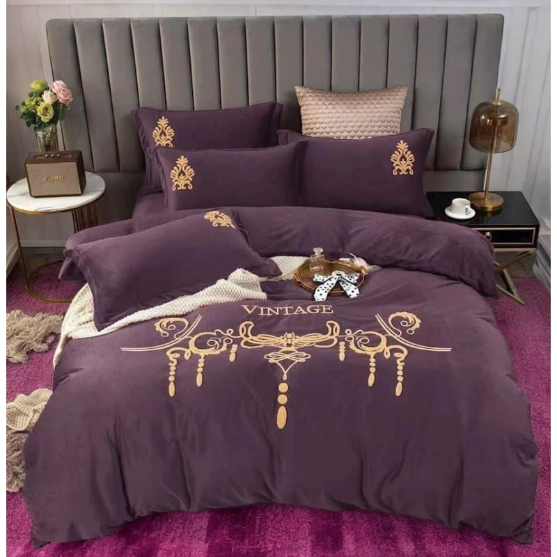 Комплект постельного белья Luxe Cotton 000435, пододеяльник 200x230 см, простыня 245x250 см, наволочка 50х70 см, евро, велюр, фиолетовый Комплект постельного белья Luxe Cotton 000435, пододеяльник 200x230 см, простыня 245x250 см, наволочка 50х70 см, евро, велюр, фиолетовый