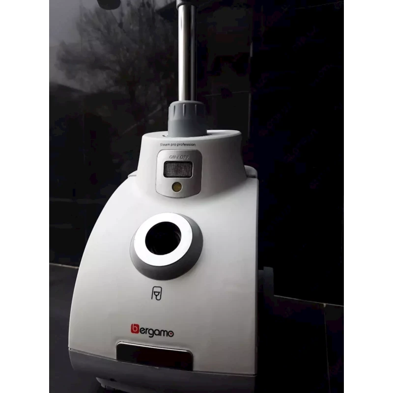 Вертикальный отпариватель Bergamo İBG-GS1507C