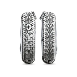 Нож многофункциональный Victorinox Classic Classic Eagle Flight 0.6223.L2102 Нож многофункциональный Victorinox Classic Classic Eagle Flight 0.6223.L2102