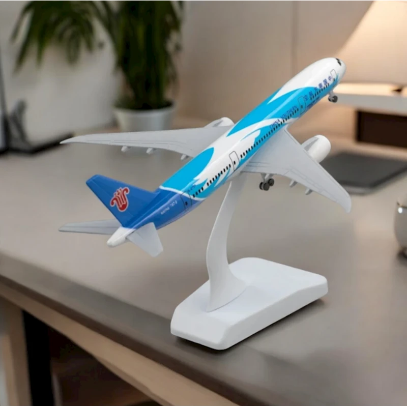 Декоративная модель самолета F35-ag-273, 18x16.5x9.5 см, белый/голубой Декоративная модель самолета F35-ag-273, 18x16.5x9.5 см, белый/голубой