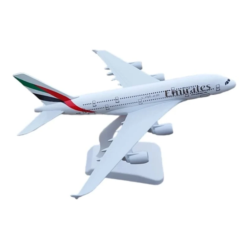 Коллекционная фигурка Emirates A380, 17.5x20x10 см