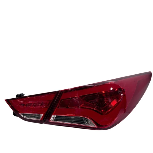 Arxa LED fənər LED Red Hyundai Sonata 2010-2014 üçün