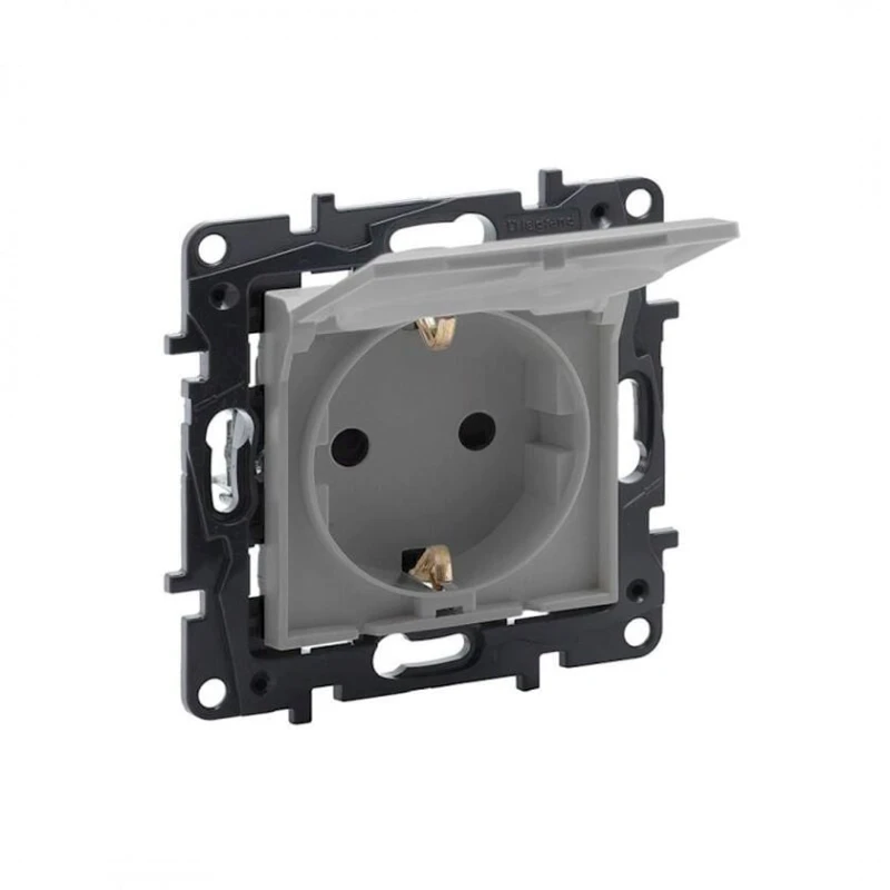 Розетка с крышкой Legrand 768218