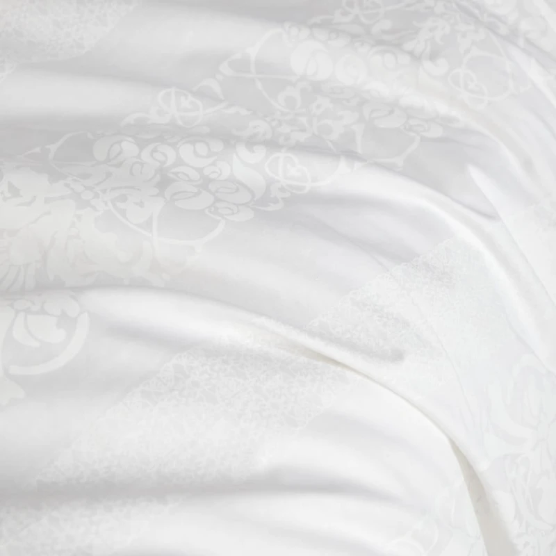 Комплект постельного белья First Home FS-555, пододеяльник 200х220 см, простыня 250х250 см, наволочки 50х70 см, хлопок, белый