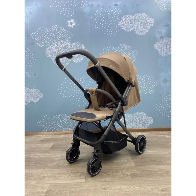 Детская коляска Kidilo K-9, бежевая Детская коляска Kidilo K-9, бежевая