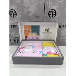 Комплект детского постельного белья First Home SHA-00002579, хлопок, полутораспальный, простыня 160х240 см, пододеяльник 160х220 см, наволочка 50х70 см, 1 шт, разноцветный Комплект детского постельного белья First Home SHA-00002579, хлопок, полутораспальный, простыня 160х240 см, пододеяльник 160х220 см, наволочка 50х70 см, 1 шт, разноцветный