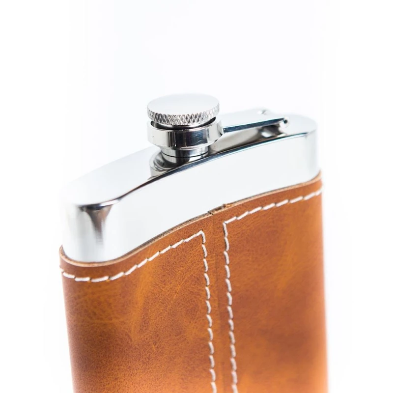 Фляга Hom-me Winston 105627, 9.5x3x14.75 см, нержавеющая сталь/кожа, коричневая Фляга Hom-me Winston 105627, 9.5x3x14.75 см, нержавеющая сталь/кожа, коричневая