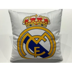 Real Madrid Loqolu Dekorativ Yastıq 45x45 sm Real Madrid Loqolu Dekorativ Yastıq 45x45 sm
