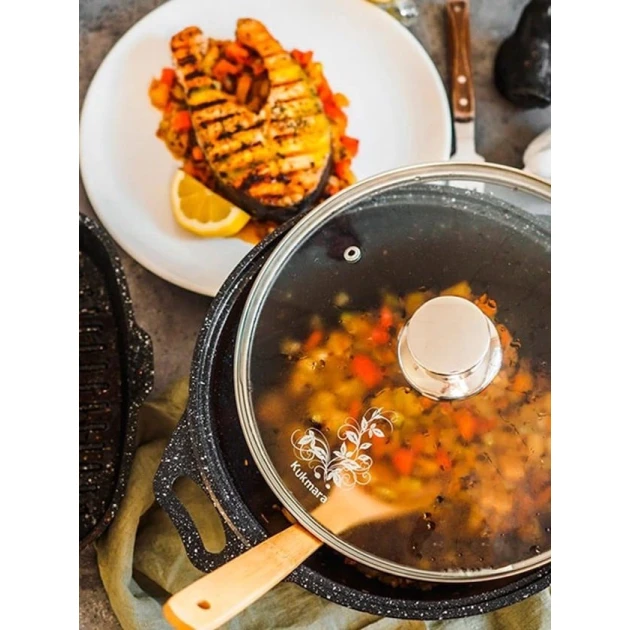 Кастрюля Kukmara Мраморная kmt22a, с крышкой, алюминий, черная, 20 см, 2 л Кастрюля Kukmara Мраморная kmt22a, с крышкой, алюминий, черная, 20 см, 2 л