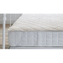 Наматрасник защитный Yataş Sivrisinek, 160x200 см, бамбук, белый/кремовый Наматрасник защитный Yataş Sivrisinek, 160x200 см, бамбук, белый/кремовый