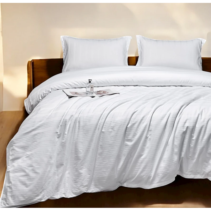 Комплект постельного белья Luxe Cotton 000763, пододеяльник 200x220 см, простыня 240x260 см, наволочка 50х70 см, двуспальный, люкс-сатин, белый