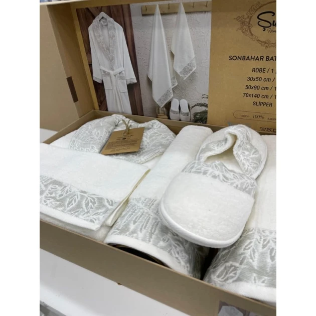 Банный набор MiraNova FS-628 (халат + банное полотенце 70x140 см + полотенце для рук 50x90 см + полотенце для рук 30x50 см + шлепанцы), хлопок, белый Банный набор MiraNova FS-628 (халат + банное полотенце 70x140 см + полотенце для рук 50x90 см + полотенце для рук 30x50 см + шлепанцы), хлопок, белый