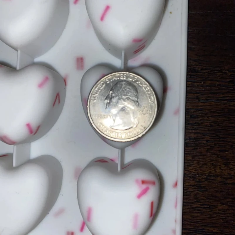 Buz və şokolad ürəkləri üçün silikon qəlib