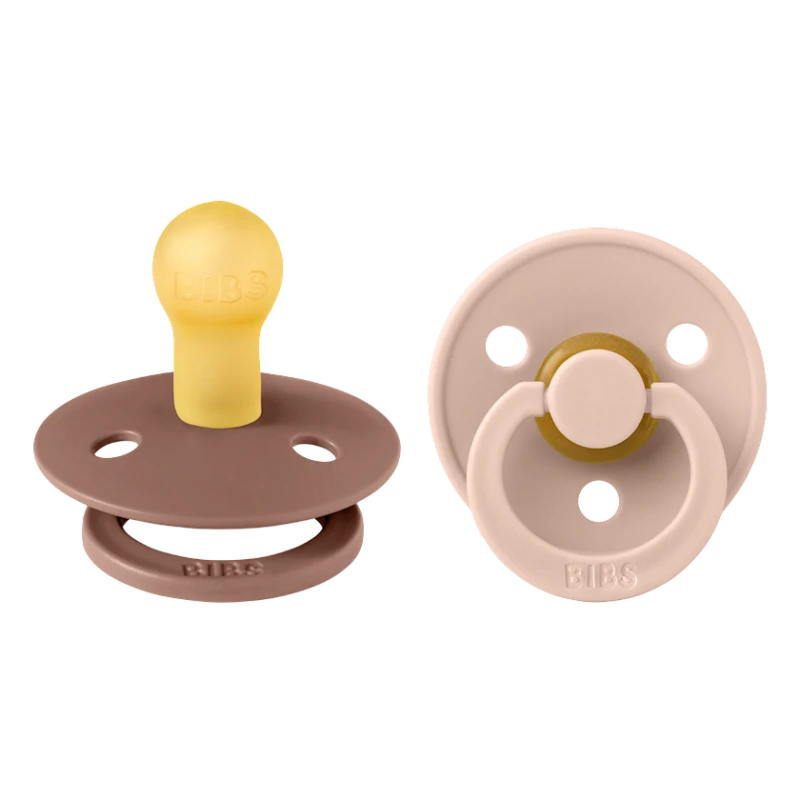 Набор пустышек BIBS Colour, размер 2, 6-18 месяцев, коричневый/розовый, 2 шт Набор пустышек BIBS Colour, размер 2, 6-18 месяцев, коричневый/розовый, 2 шт