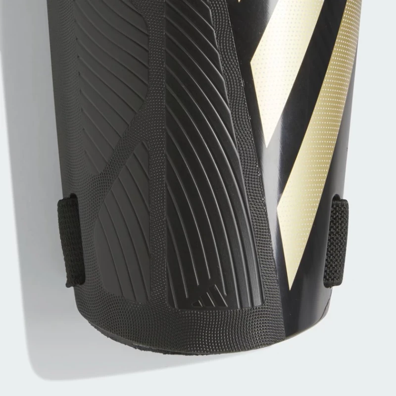 Щитки для футбола Adidas Tiro League Shin Guards IP3998, черные, размер S