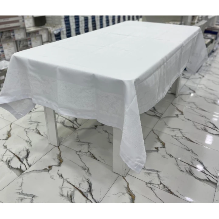 Скатерть MiraNova FS-650, тефлоновая, белая, 110x160 см Скатерть MiraNova FS-650, тефлоновая, белая, 110x160 см