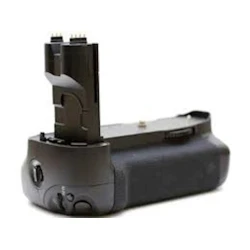 Батарейный блок Meike Canon 7D BG-E7