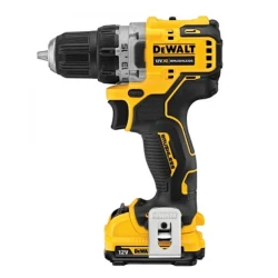 Дрель-шуруповерт DeWALT DCD701