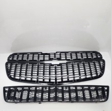 Ön bamperin barmaqlığı Chevrolet Cobalt avtomobili üçün A-125, qara