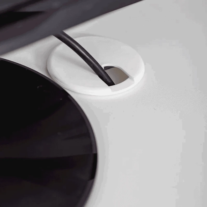 Письменный стол Letta, белый, ЛДСП, 109х60х75 см Письменный стол Letta, белый, ЛДСП, 109х60х75 см