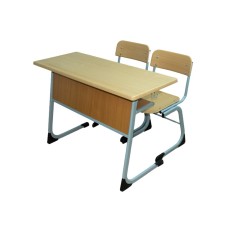 Məktəbli masası və oturacaq 109x47x75, verzalit üst, laimnar rəf, dikt oturacaq, 2 ədəd oturacaq, qələm yeri, əşya üçün rəf, çanta asılqanı - GM_37100008