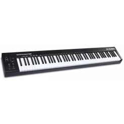 Midi-клавиатура M-Audio Keystation 88 MK3, 88 клавиш, 4.1 кг, черный/белый, 993x66x187 мм Midi-клавиатура M-Audio Keystation 88 MK3, 88 клавиш, 4.1 кг, черный/белый, 993x66x187 мм