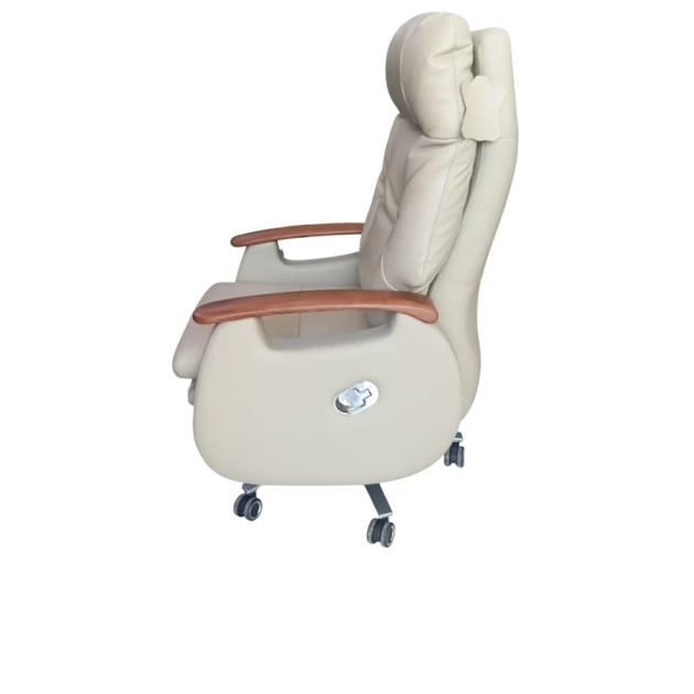 Офисное кресло 1680, кожаное, бежевое Офисное кресло 1680, кожаное, бежевое