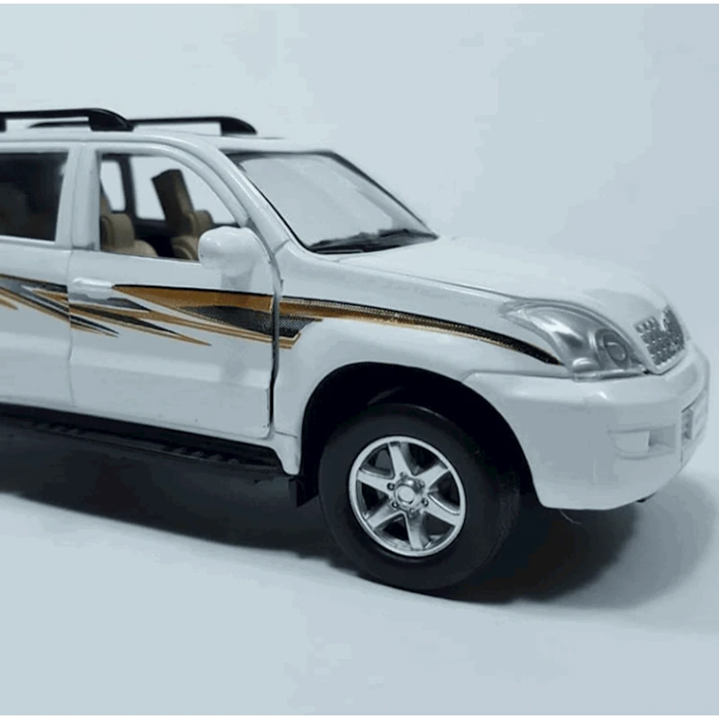 Машинка Toyota Prado, 14.5x5.5x4 см, белая Машинка Toyota Prado, 14.5x5.5x4 см, белая