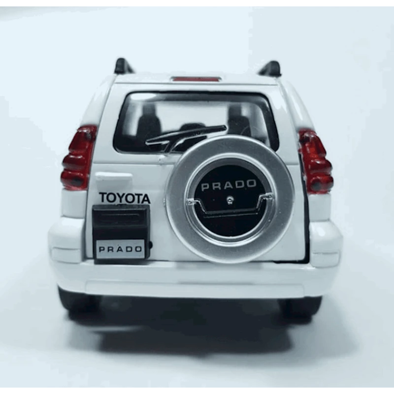 Машинка Toyota Prado, 14.5x5.5x4 см, белая Машинка Toyota Prado, 14.5x5.5x4 см, белая