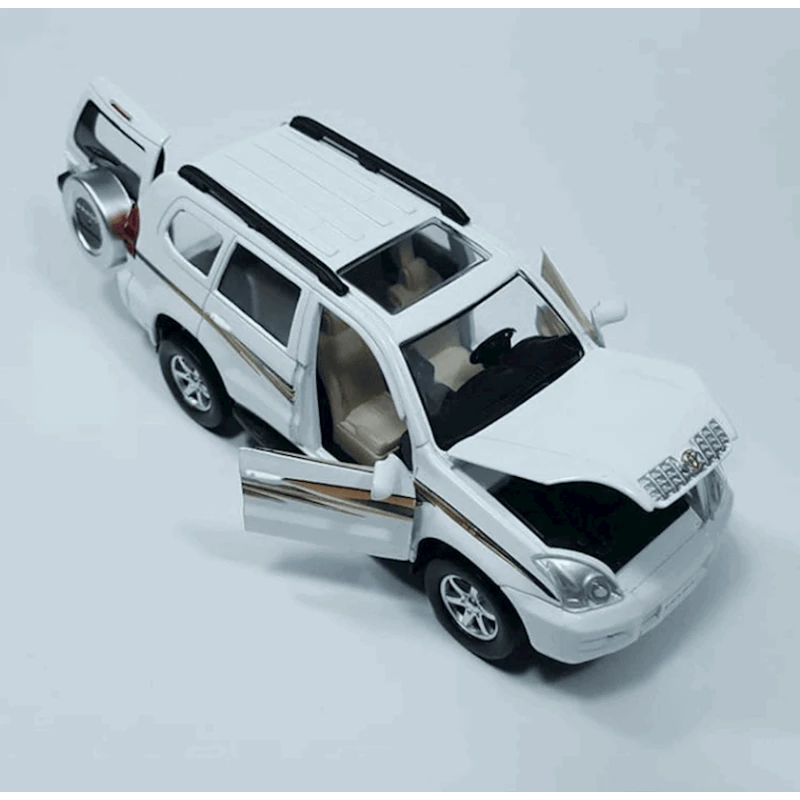 Машинка Toyota Prado, 14.5x5.5x4 см, белая Машинка Toyota Prado, 14.5x5.5x4 см, белая