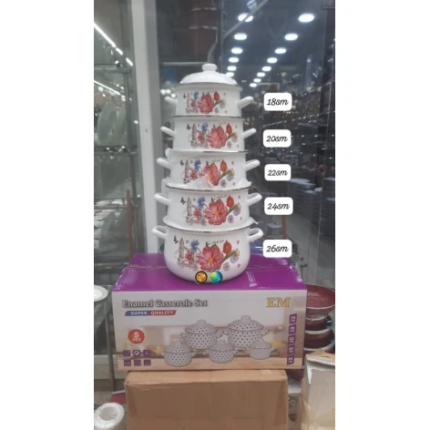 Набор кастрюль Chaynikov SF-827, белый, 18/20/22/24/26 см Набор кастрюль Chaynikov SF-827, белый, 18/20/22/24/26 см