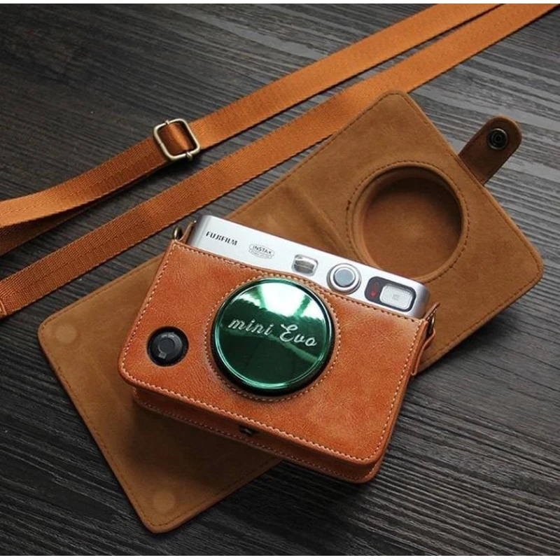 Fotoaparat üçün çexol Fujifilm Instax Mini Evo, qəhvəyi Fotoaparat üçün çexol Fujifilm Instax Mini Evo, qəhvəyi
